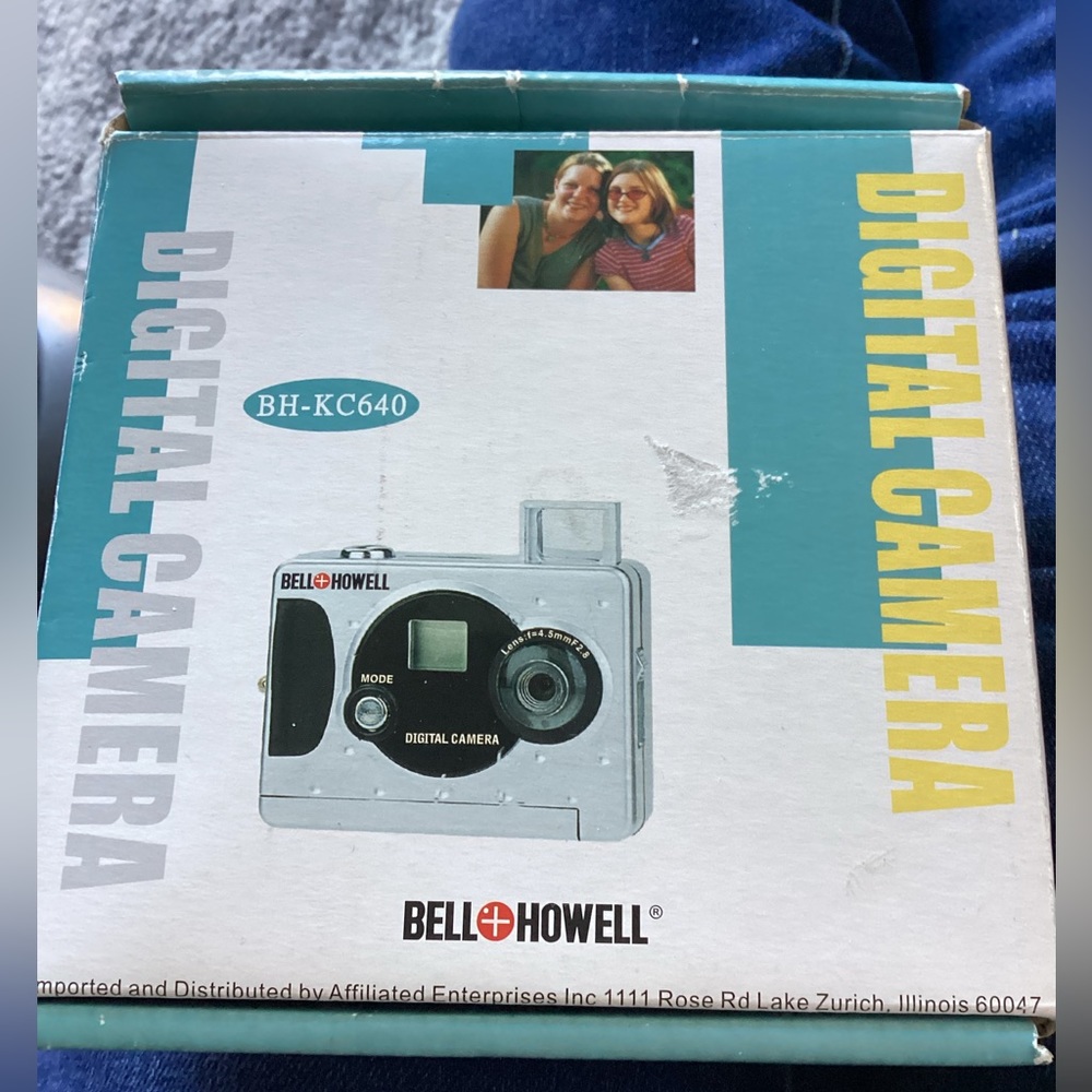 Vintage Bell and Howell Digital Camera, Mini size, BH-KC640